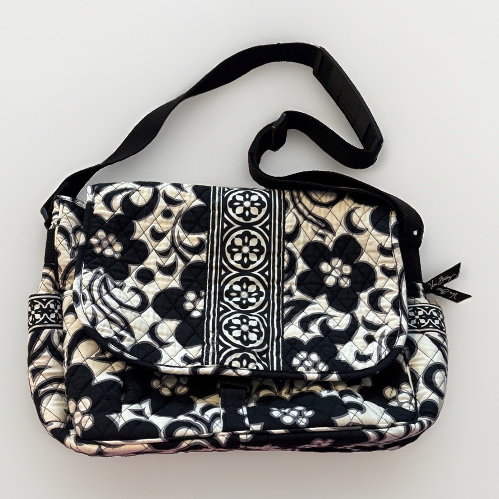 Vera Bradley Black n White Floral Night and Day Shoulder Messenger Bag Buckle
